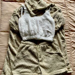 Fuzzy 3 Piece Lounge Set